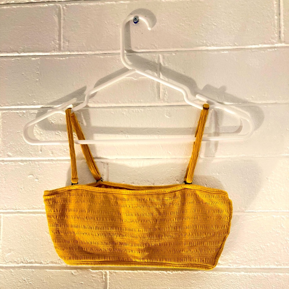 Billa bong woman’s swim suit top
